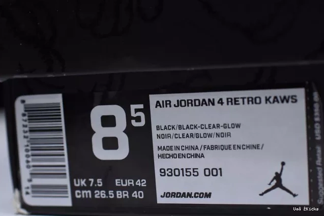 retro 4 Vibrant kaws 2906 930155- black Air Nike Jordan 540 0619